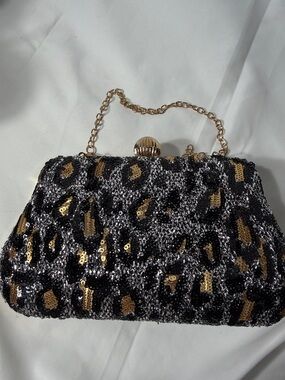 Sequin Leopard-Pattern Evening Clutch - Black & Gold